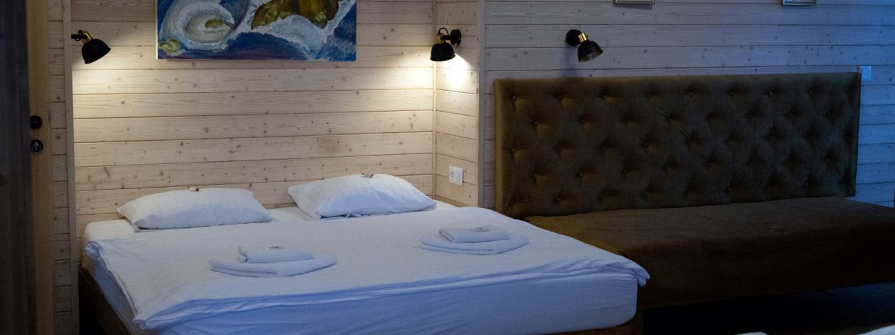 Deluxe Family Suite